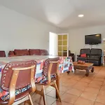 Pet Friendly In